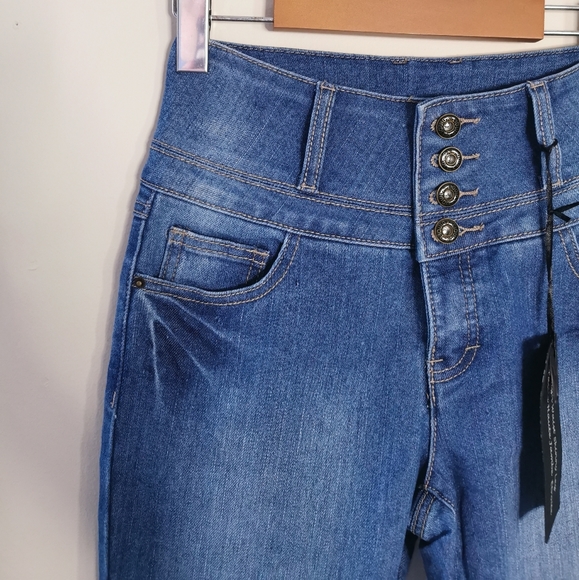 High Rise Jeans - Picture 3 of 6